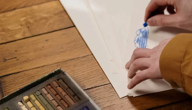 Per fare arteterapia non serve essere artisti